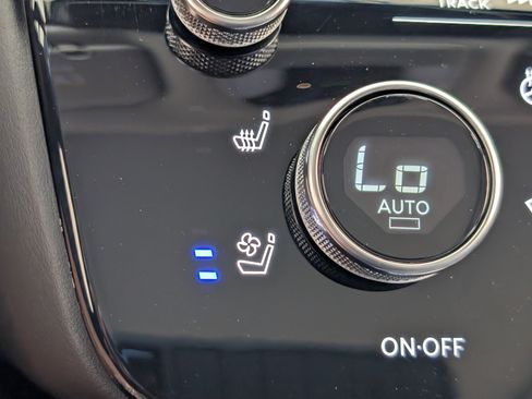 Used 2025 INFINITI QX60 Luxe image 34