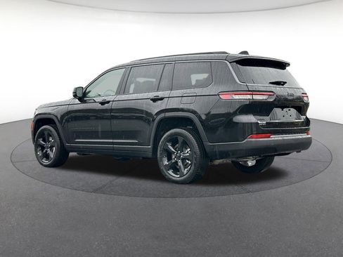 New 2026 Jeep Grand Cherokee L Limited w/ Limited Altitude Package image 3