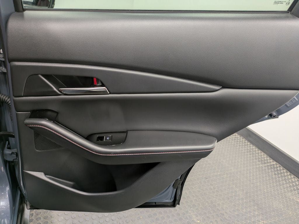 Certified 2023 MAZDA CX-30 AWD 2.5 S w/ Preferred Package image 27
