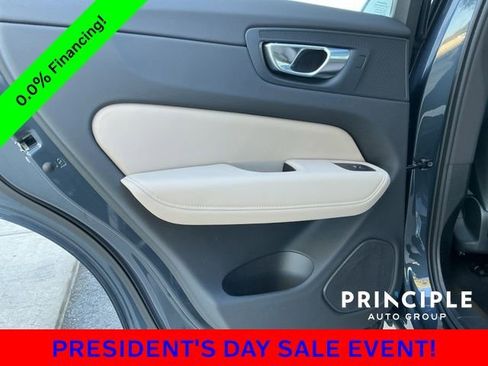New 2026 Volvo XC60 B5 Plus w/ Protection Package Premier image 31