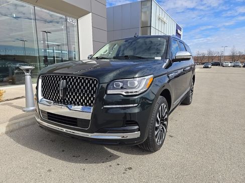 Used 2024 Lincoln Navigator Black Label AWD/4WD image 42