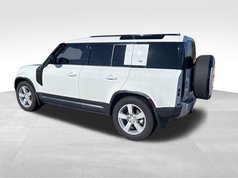 Used 2021 Land Rover Defender 110 S image 3