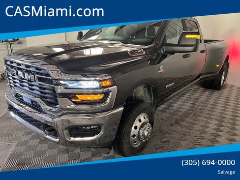 Used 2025 RAM 3500 Big Horn AWD/4WD image 1