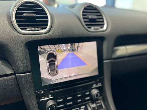 Used 2020 Porsche 718 Cayman S w/ Sport Chrono Package image 40