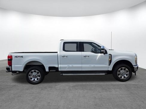 Used 2023 Ford F250 Lariat w/ Chrome Package AWD/4WD image 3