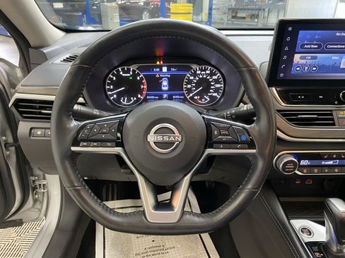 Used 2023 Nissan Altima 2.5 SL image 16