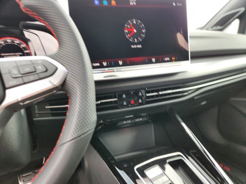 New 2025 Volkswagen GTI SE image 12