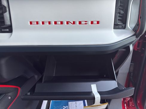 New 2025 Ford Bronco Heritage Edition image 37