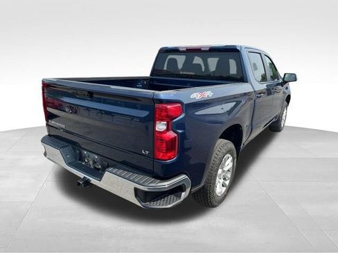 Used 2023 Chevrolet Silverado 1500 LT AWD/4WD image 2