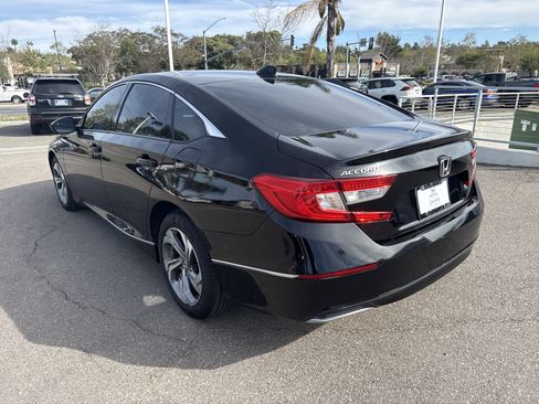 Certified 2018 Honda Accord EX image 3