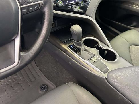 Used 2024 Toyota Camry LE w/ Convenience Package FWD image 20