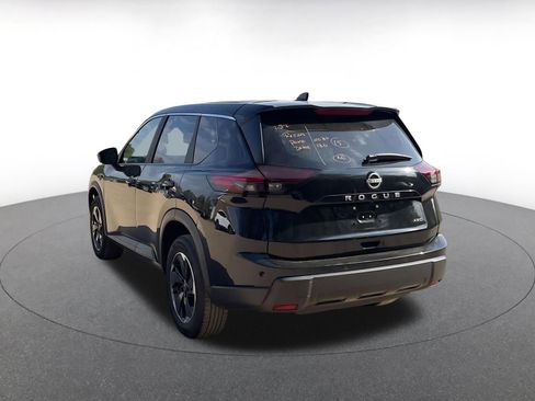 Used 2025 Nissan Rogue SV image 12