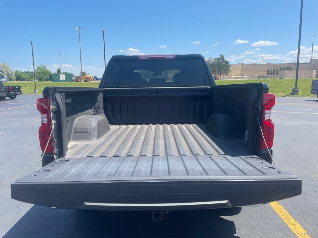Used 2024 Chevrolet Silverado 1500 LT AWD/4WD image 21