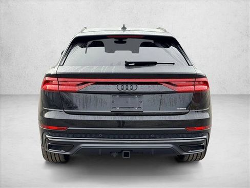 Used 2023 Audi Q8 Premium Plus w/ Premium Plus Package image 5