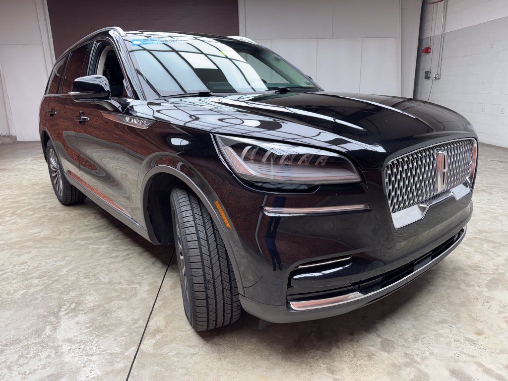 Used 2024 Lincoln Aviator AWD w/ Premium Package image 7