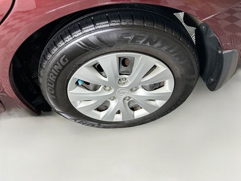 Used 2012 Honda Civic LX image 11