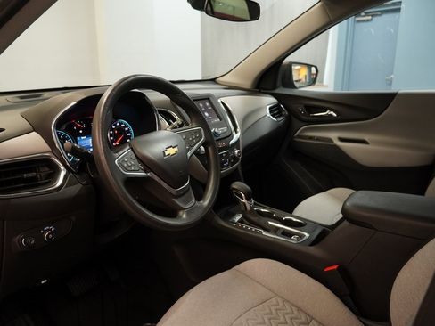 Certified 2022 Chevrolet Equinox LS w/ LS Convenience Package image 7