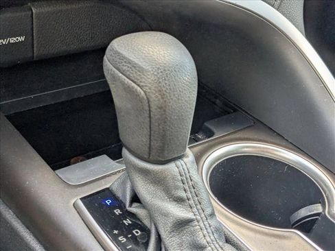 Used 2022 Toyota Camry LE FWD image 8