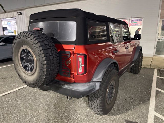 Used 2022 Ford Bronco Badlands w/ Sasquatch Package AWD/4WD image 2