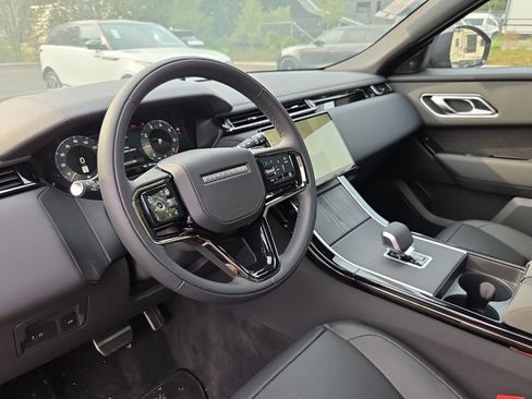 New 2026 Land Rover Range Rover Velar Dynamic SE AWD/4WD image 12