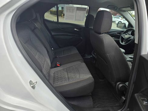 Used 2024 Chevrolet Equinox LT image 12