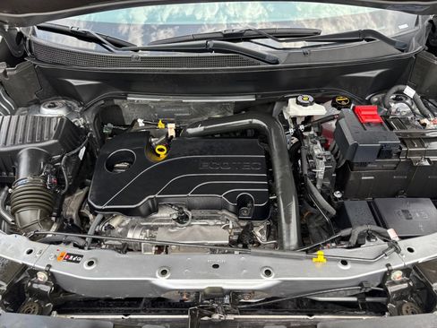 Used 2025 Chevrolet Equinox LT AWD/4WD image 32