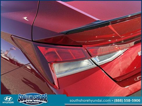 Certified 2025 Hyundai Elantra Sport w/ Cargo Package image 11