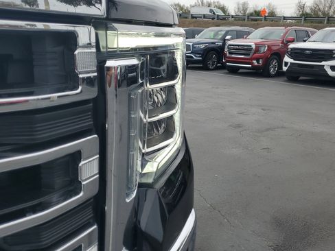 Used 2022 GMC Sierra 2500 SLT image 3