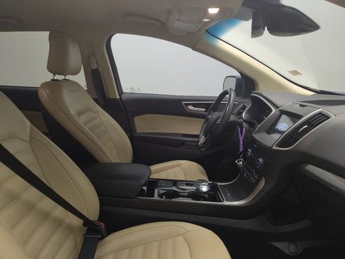 Used 2020 Ford Edge SEL w/ Convenience Package FWD image 21