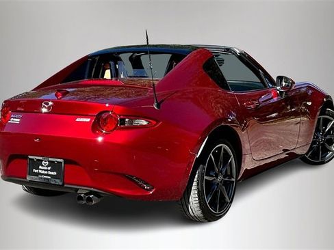 Used 2019 MAZDA MX-5 Miata RF Grand Touring image 5