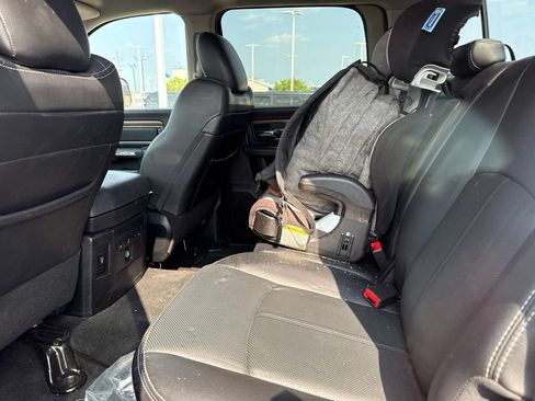 Used 2018 RAM 2500 Laramie AWD/4WD image 12