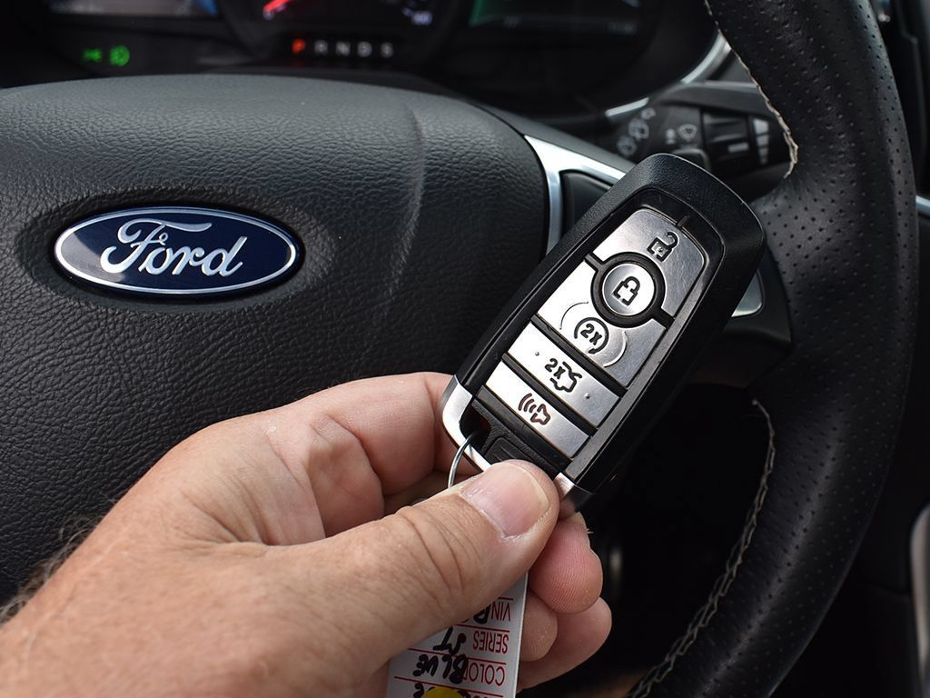 Used 2019 Ford Edge ST w/ Equipment Group 401A AWD/4WD image 12
