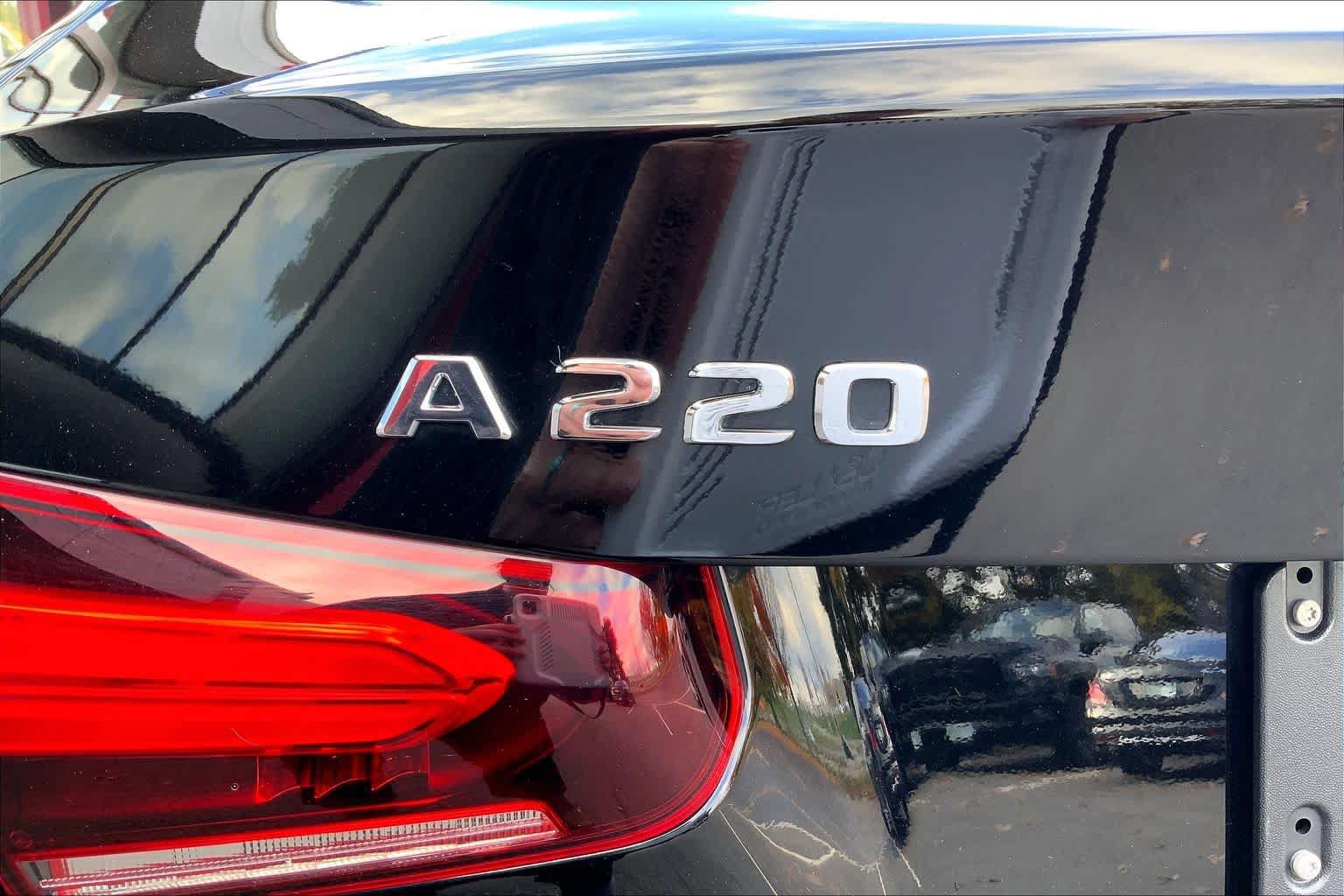 Used 2019 Mercedes-Benz A 220 4MATIC image 30