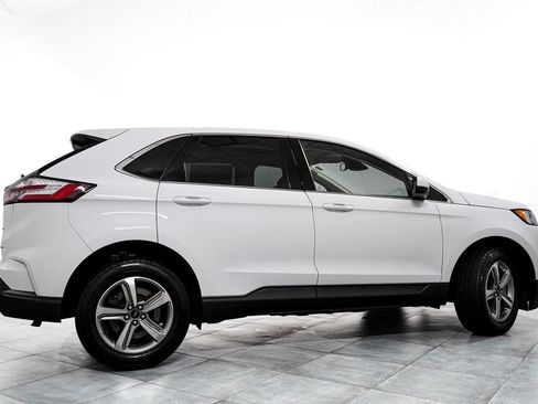 Certified 2024 Ford Edge SEL w/ Convenience Package AWD/4WD image 7