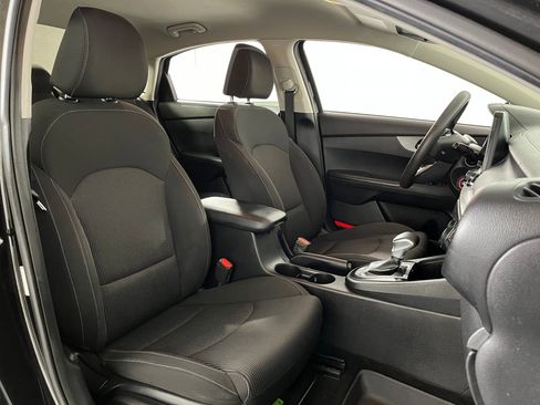 Used 2021 Kia Forte LXS image 25
