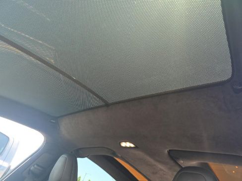 Used 2020 Tesla Model X Long Range AWD/4WD image 10