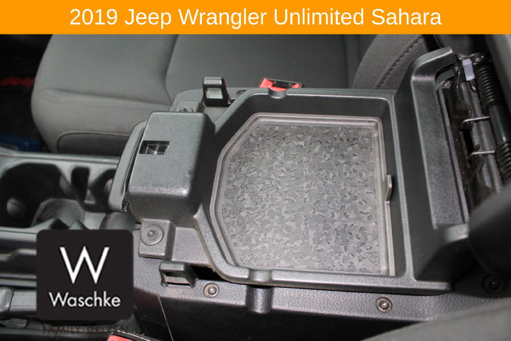 Used 2019 Jeep Wrangler Unlimited Sahara AWD/4WD image 27