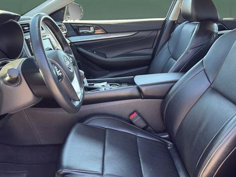 Used 2023 Nissan Maxima SV w/ Floor Mat Group FWD image 17