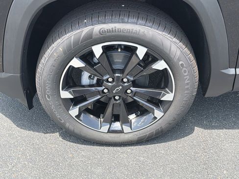 New 2027 Chevrolet Equinox RS FWD image 11