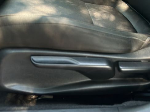 Used 2018 Honda Accord LX image 12