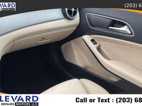 Used 2016 Mercedes-Benz GLA 250 4MATIC image 14