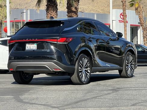 Used 2024 Lexus RX 350 w/ Convenience Package AWD/4WD image 3