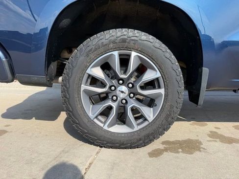 Used 2021 Chevrolet Silverado 1500 RST AWD/4WD image 9