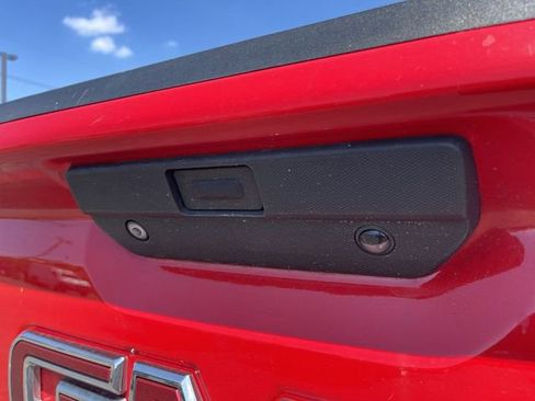 Used 2019 GMC Sierra 1500 Elevation w/ Elevation Value Package AWD/4WD image 12