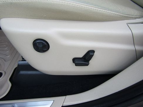 Used 2021 Jeep Grand Cherokee Limited w/ Trailer Tow Group IV image 11