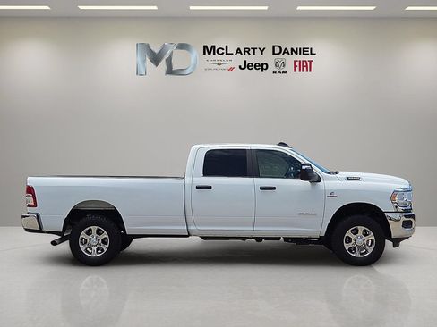 Used 2024 RAM 3500 Big Horn AWD/4WD image 6