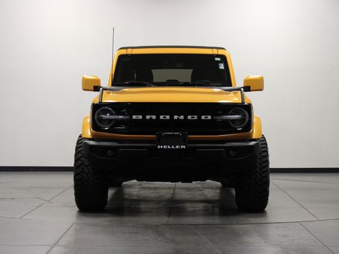 Used 2022 Ford Bronco Outer Banks image 9