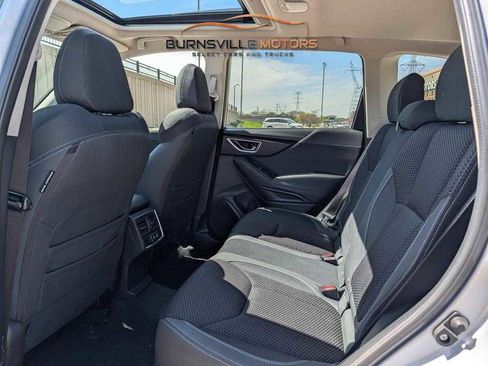 Used 2019 Subaru Forester Premium AWD/4WD image 11