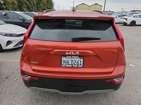 Used 2023 Kia Niro Wave FWD image 6