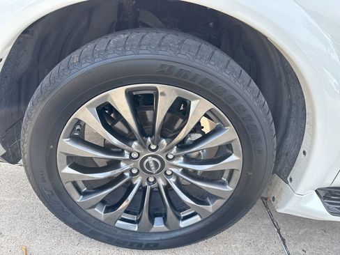 Certified 2024 Nissan Armada Platinum w/ Captain's Chairs Package image 11